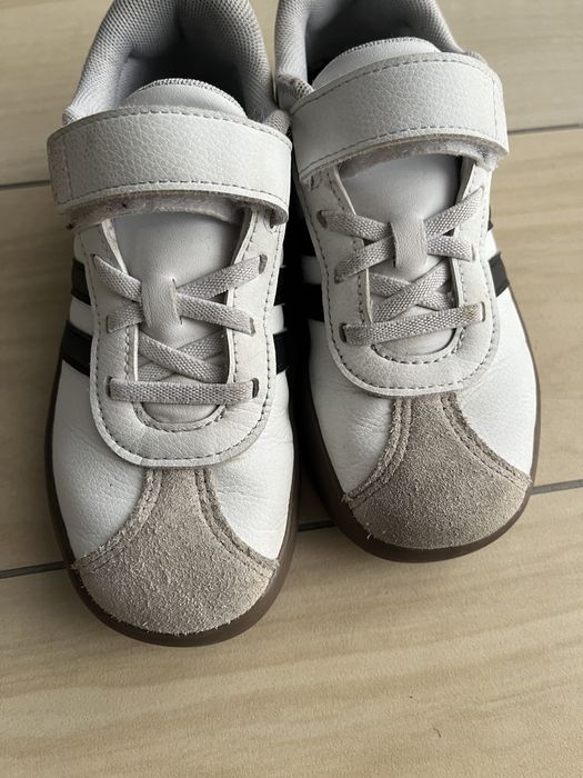 Adidasy dziewczece r 31.5