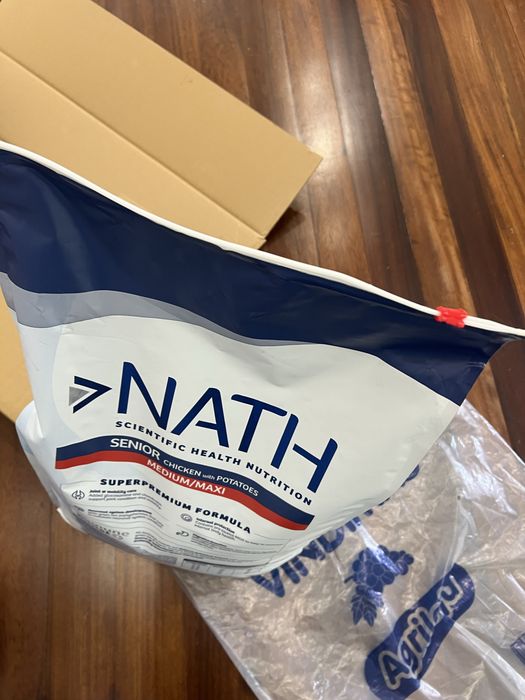 3 sacos de ração NATH para cão médio