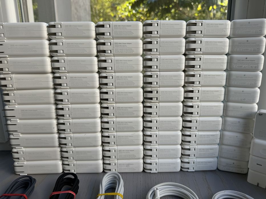 Оригінальні блоки живлення Apple USB-C 30w 35w 61w 67w 70w 87w 96w 140