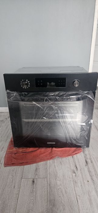 PIEKARNIK NV66 M3531 BB  DualCook super stan! 2 letni!