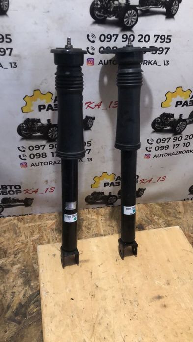 Продам задние амортизаторы kia k5,optima в состоянии новых