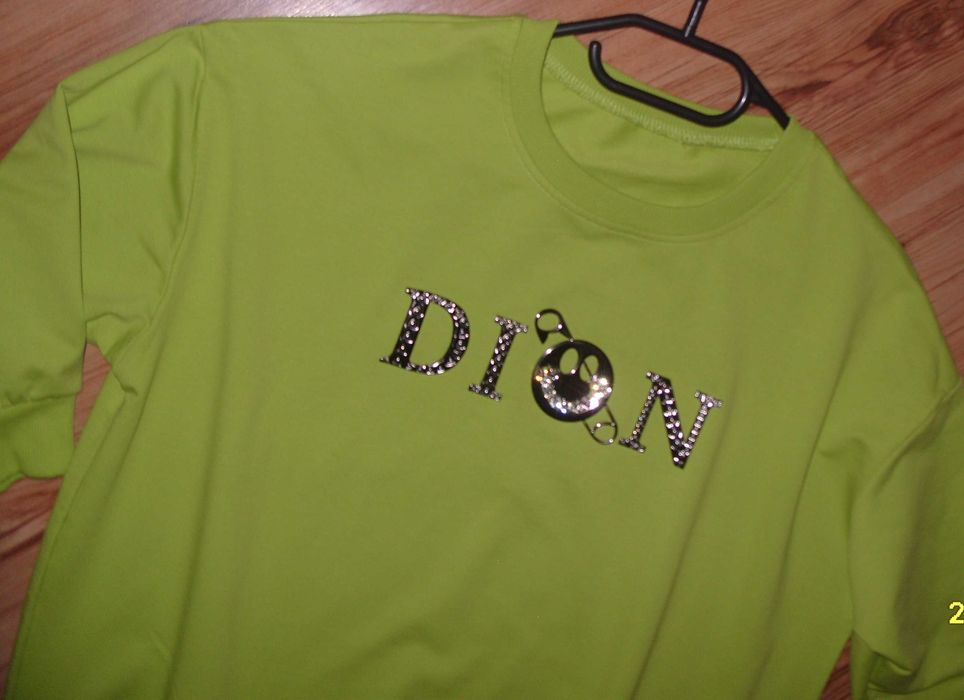 MEGI Bluza kolor _jabłuszko _Dion_ Agrafka cyrkonie_r. S/M/L