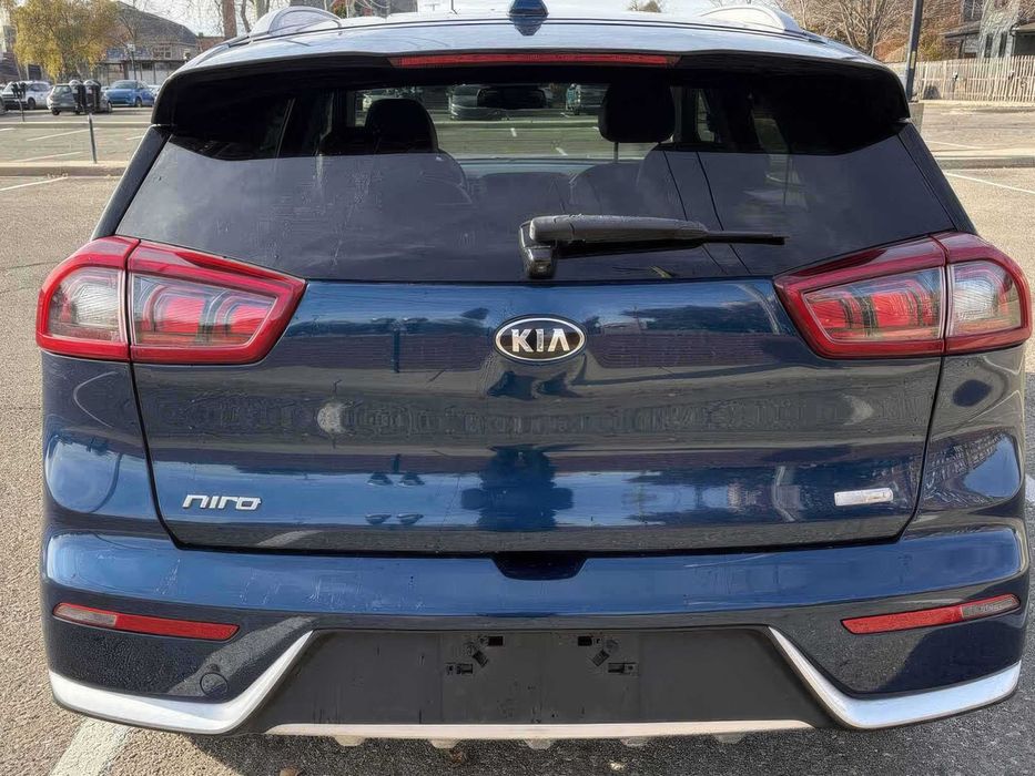 Kia Niro EX      2019