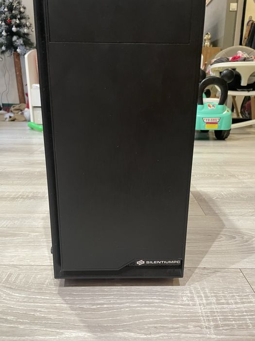 Skrzynia PC SilentiumPC