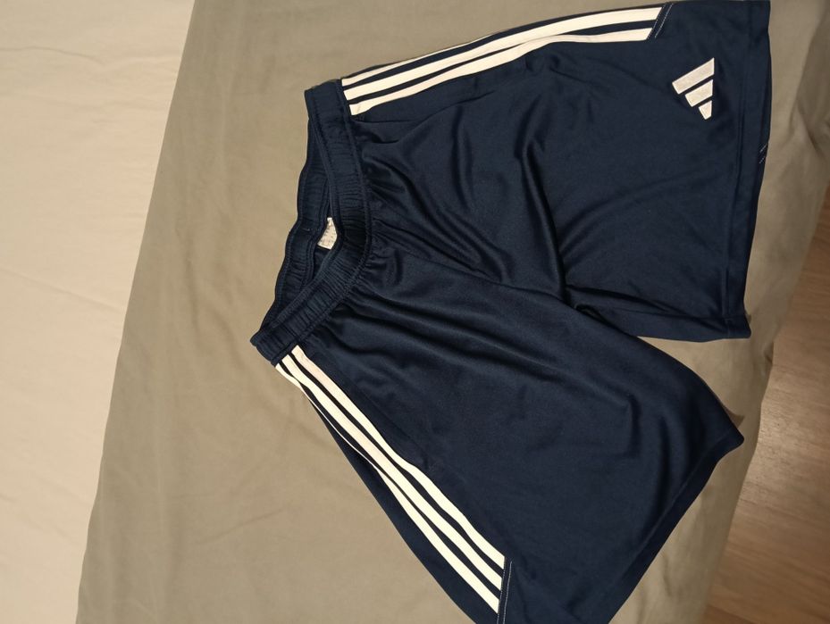 Calções desportivos