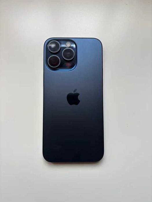 Apple iPhone 15 pro 256gb blue titanium