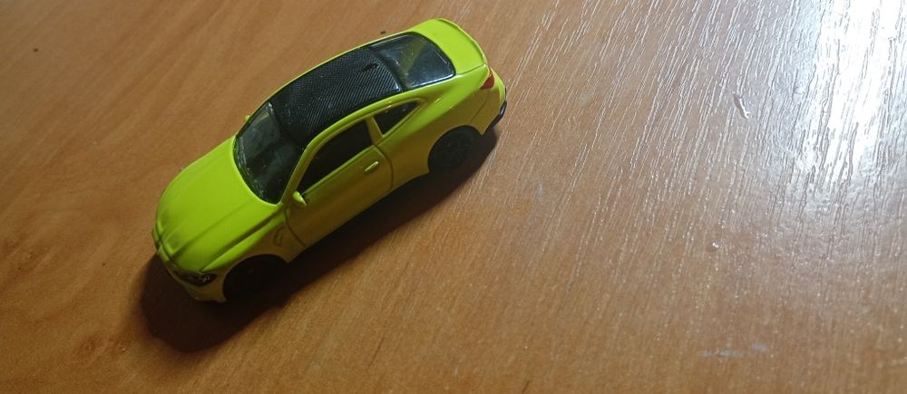 Металева моделька бмв м4 1.64