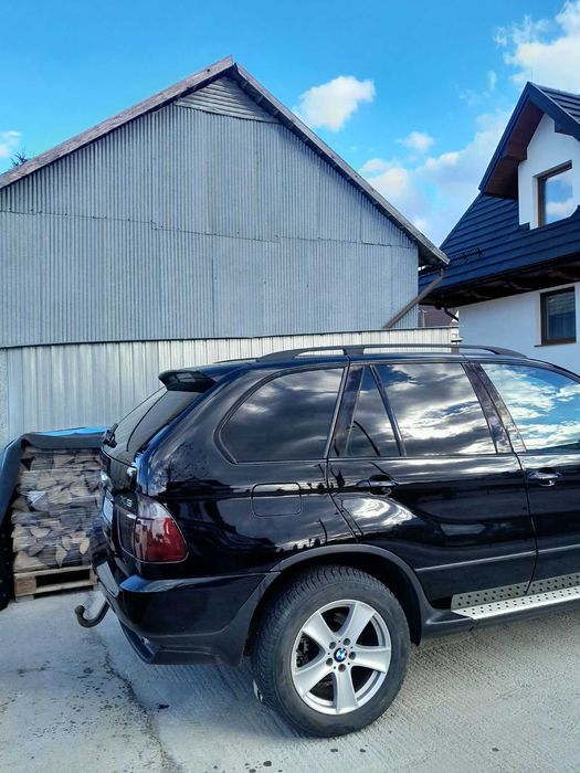 Auto BMW X5 E53