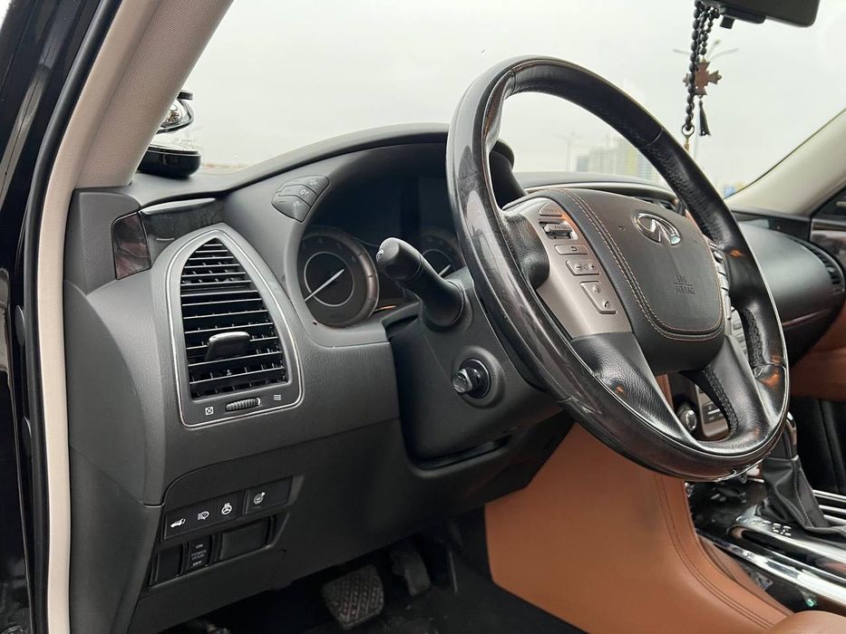 Продам Infinity QX80 2019