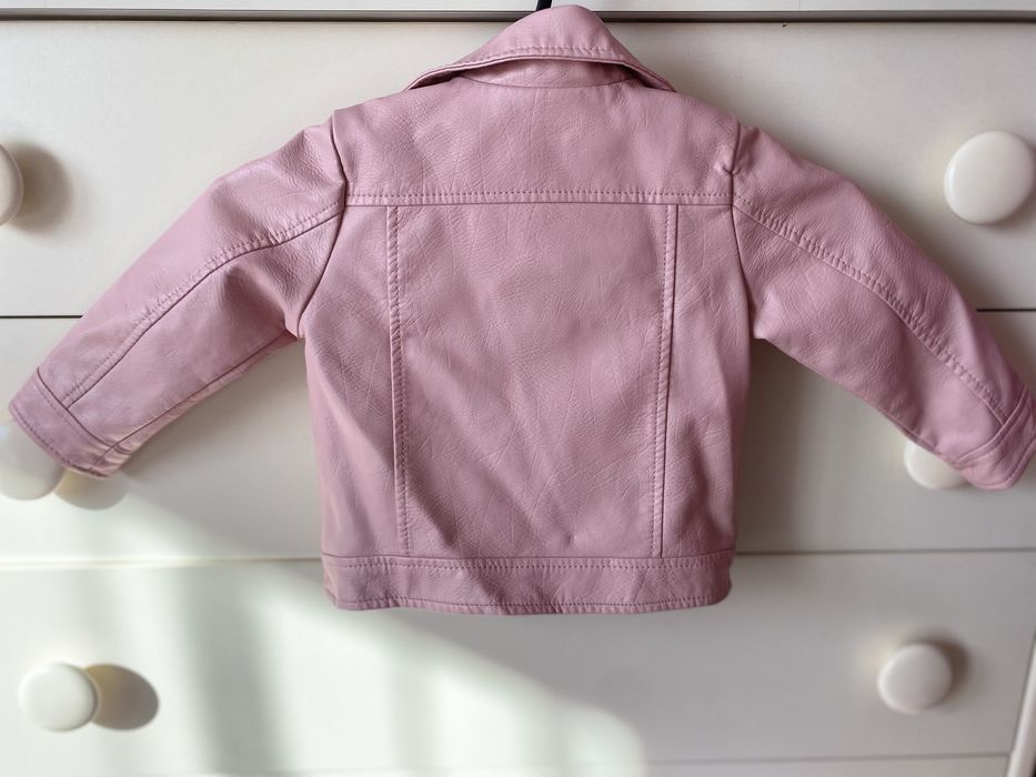 Курточа з еко шкіри для дівчинки