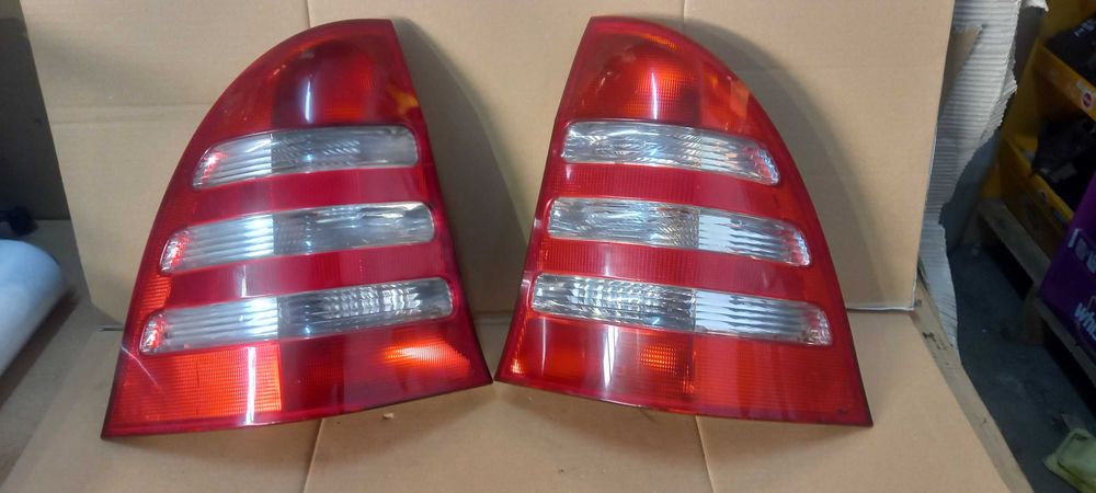 Lampa tył Mercedes C Klasa W203 Kombi L/R oryginał