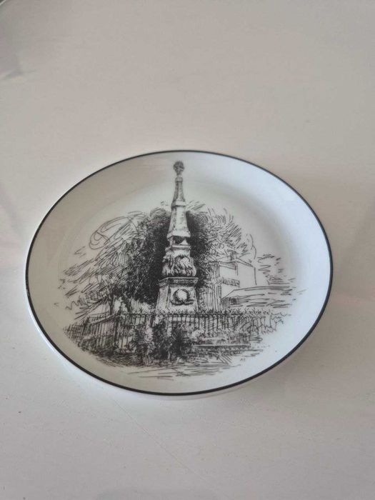Raro Prato Vista Alegre – Monumento aos Mártires de Arrifana – Edição Limitada 500 Exemplares  1989