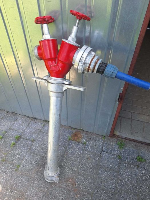 Hydrant nadziemny 2x75