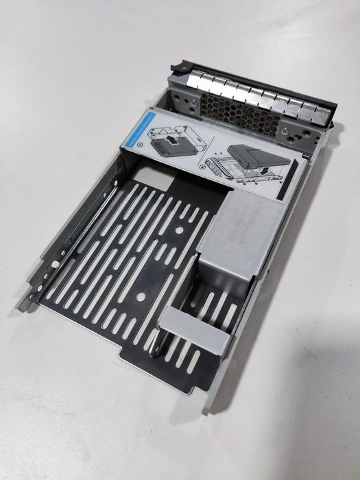 Servidor Dell Gaveta/Caddy/Gaveta discos SAS e SATA 2.5 e 3.5