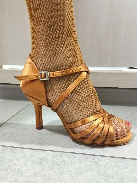 Туфлі для танців, нові, устілка 25см