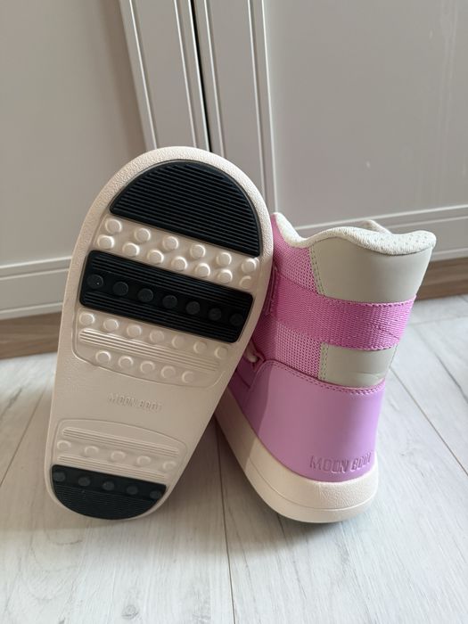Moon Boot śniegowce Park Sneaker Boot r. 39 Oryginalne Zimowe Wygodne