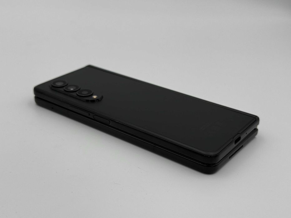 Telefon Samsung Galaxy Z Fold 3 5G 512 GB / 12 GB RAM + GW 12 msc