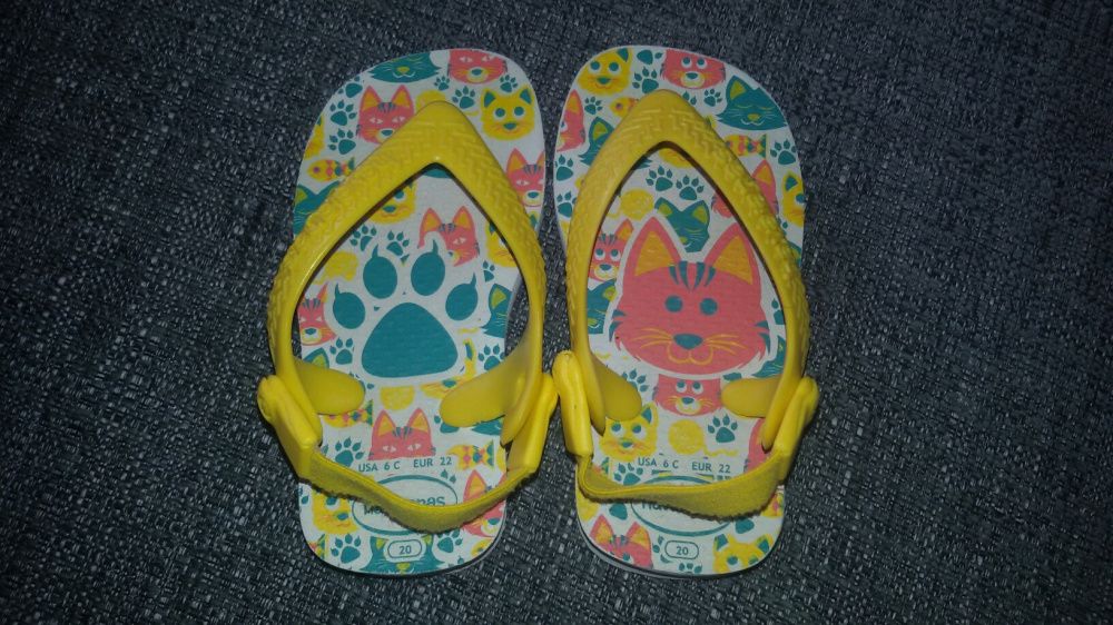 Havaianas Baby Cat Sandals – New – Size 20 – Unisex