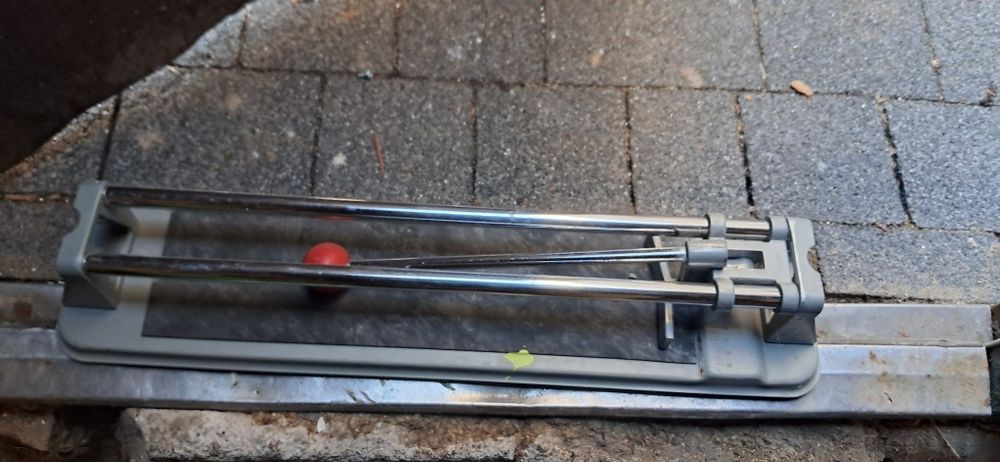 maszynka  do płytek