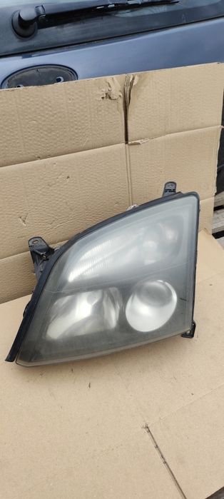 Opel Vectra C lampa przód prawa lewa komplet Xenon