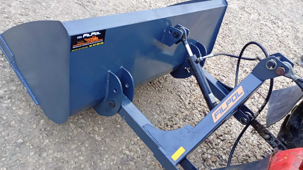 Łycha łyżka pług na tuz do ciągnika z hydrauliką Na tył z kiprem Ursus