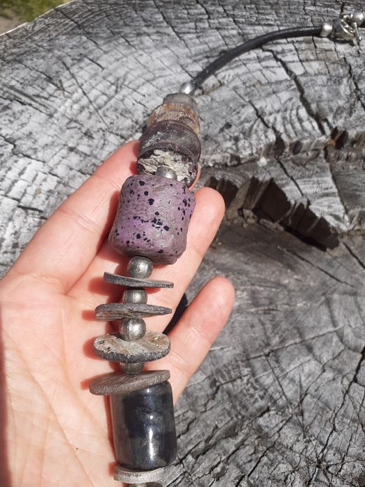 Artystyczny naszyjnik