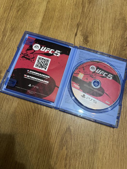UFC 5 PS5. Jak nowa
