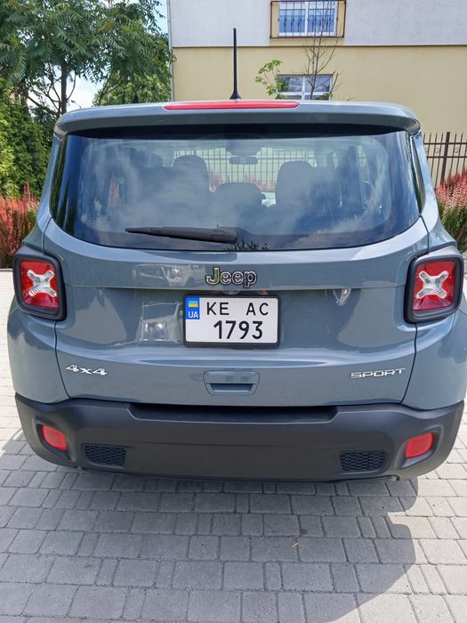 Jeep Renegade 2018 VIN ZACCJBABXJPH71518 фото оголошення 15 з 18