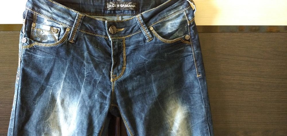 Джинсы женские красивые