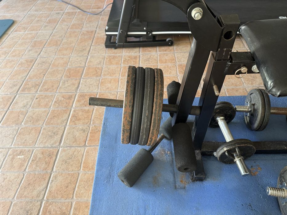 Weight Training Bench and Weights457557084965457922