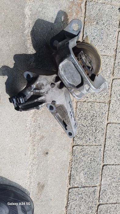 Łapa poduszka silnika renault megane lll lifting 1.5 dci