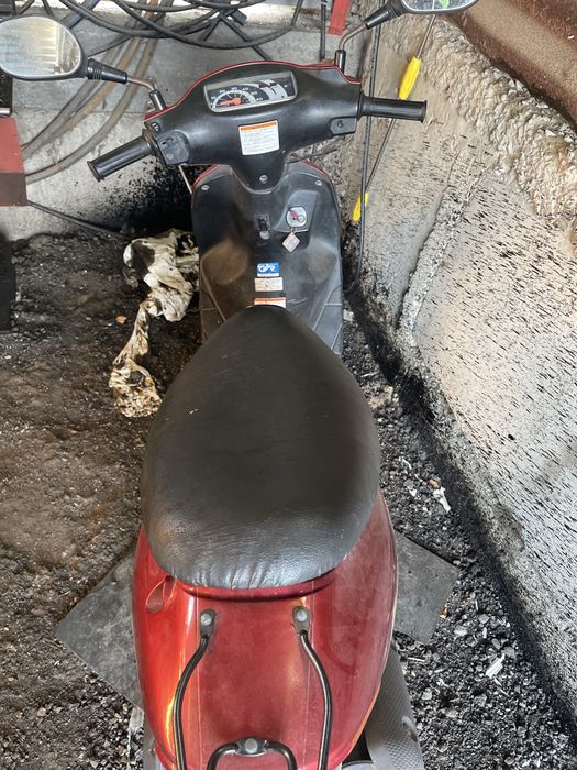 Продам скутер Lets2