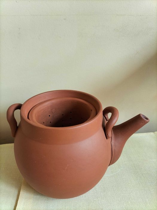 Sprzedam doniczke - Z CERAMIKI ! SYGNOWANA ! NOWA !!! Z PRL - u !