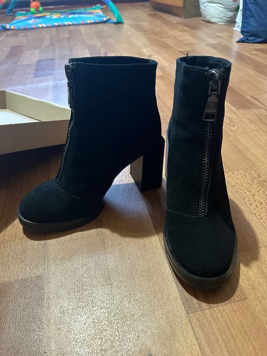 Ботиночки демисезонные