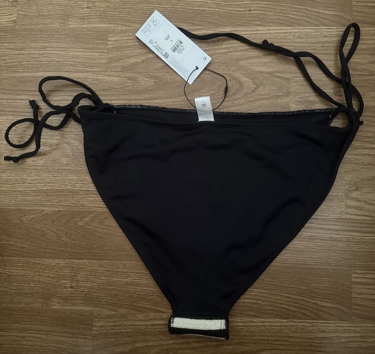 Cueca biquini XL NOVAS