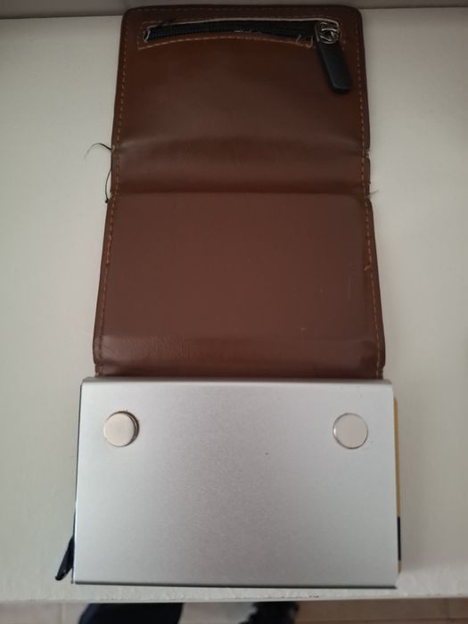 Carteira com proteção rfid