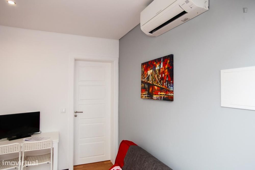 Apartamento com 1 quartos - localizado em  Coimbra
