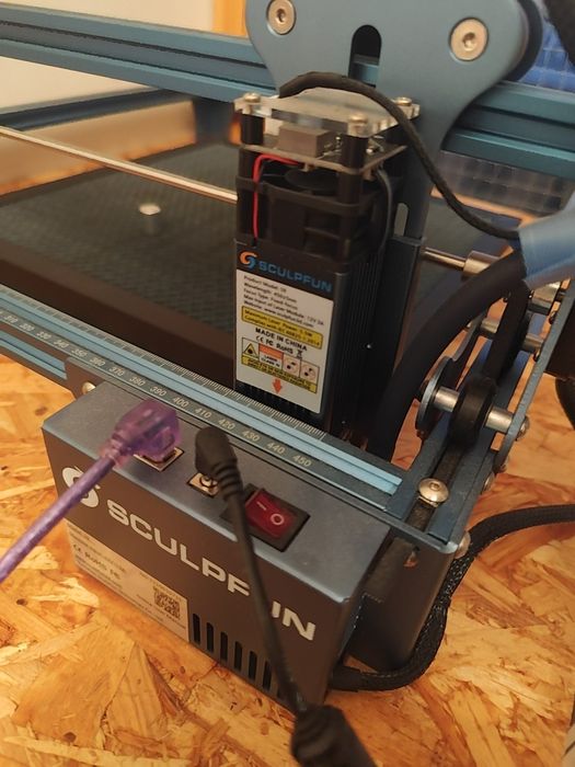 laser sculpfun s9 5.5 w com bomba ar e mesa favo de mel
