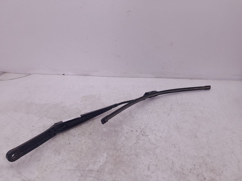 Haste / braço de escova limpa vidros frente esquerda VOLKSWAGEN Golf V