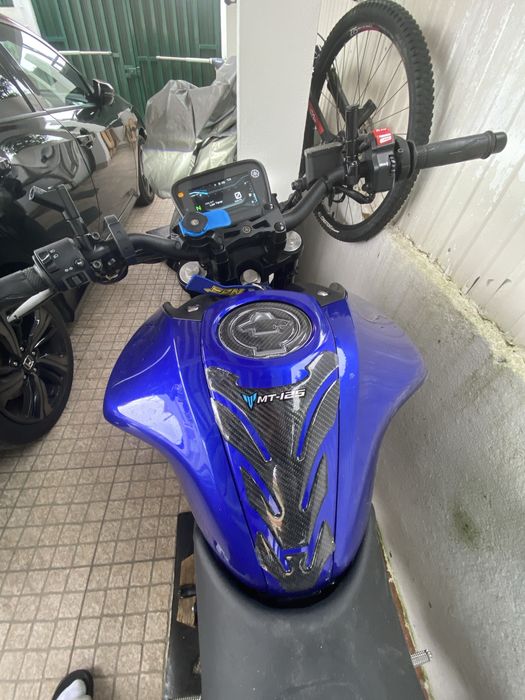 Yamaha mt125 com extras