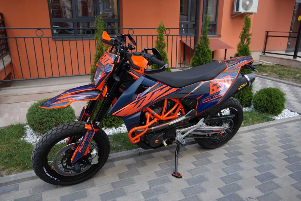 KTM SMC 690R 2024