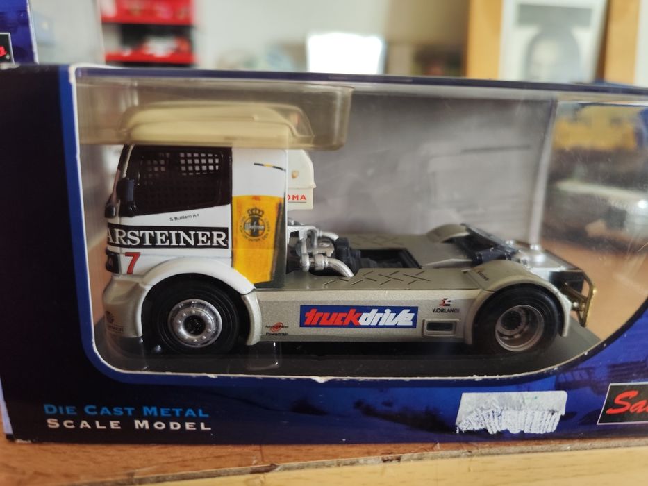 Camião Racing  Mercedes escala 1.43