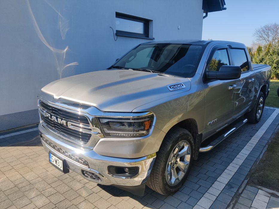 Ram 1500 bighorn 2020 5,7 crew cab