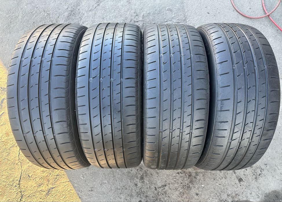 Шини 235 45 19 95W Nexen Nfera RU1 SUV комплект