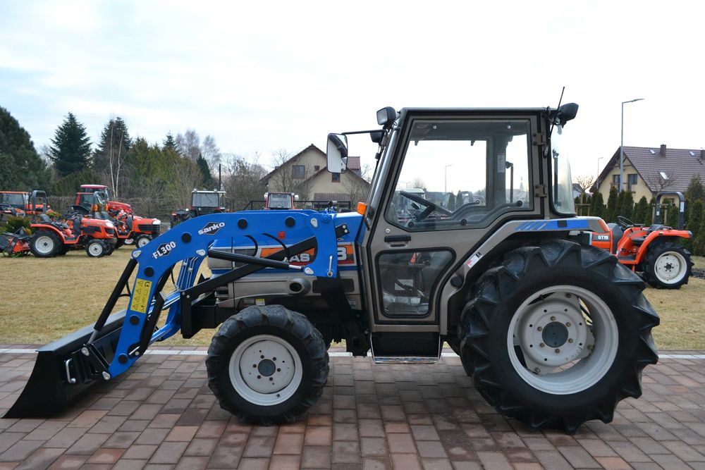 Traktorek japoński mini traktor Iseki Kubota KABINA KLIMATYZACJA