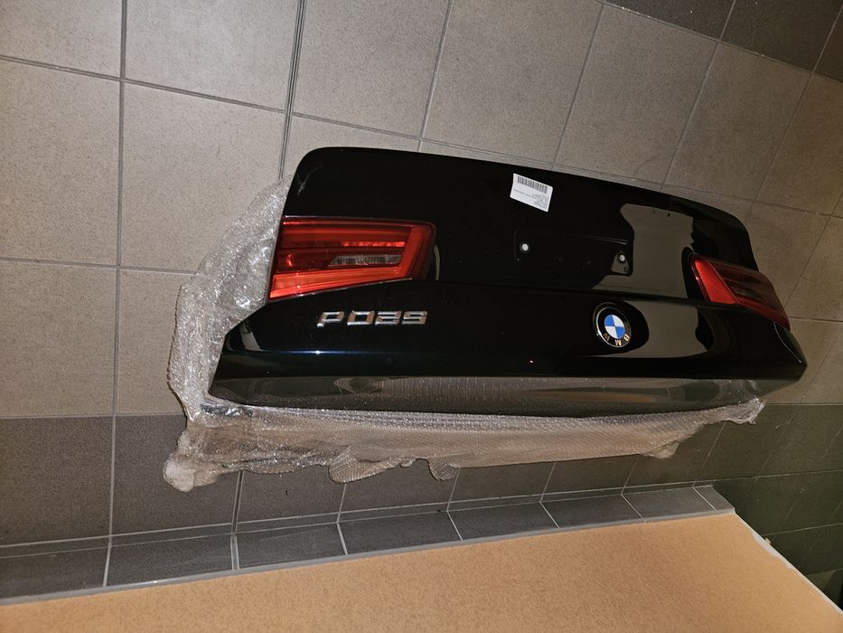 Klapa tylna bmw g30