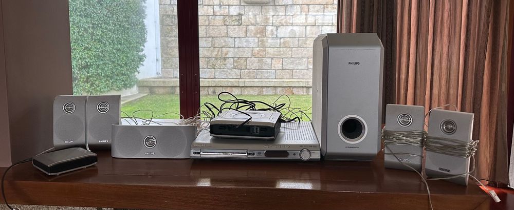 Home cinema Phillips64738885588739120