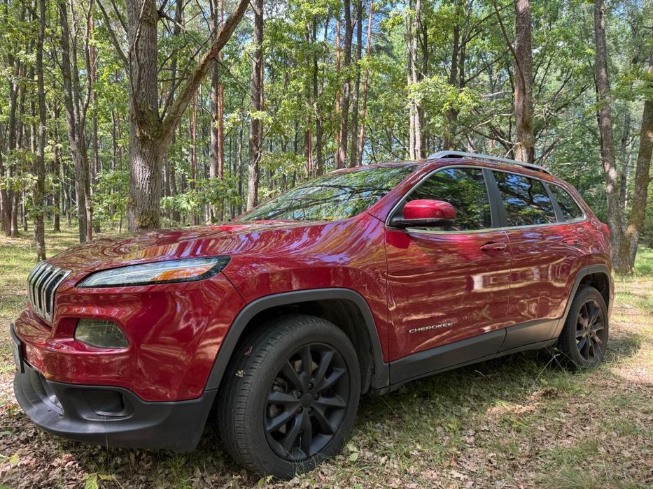 Jeep cherokke kl 2016  рік