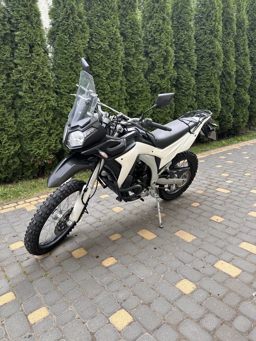 Мотоцикл Loncin lx250gy-3g , мото