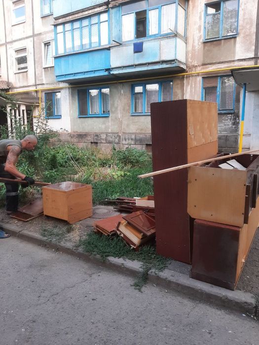 Вывоз мусора, город, межгород,веток, демонтаж, очистка квартир от хлама . Грузчики